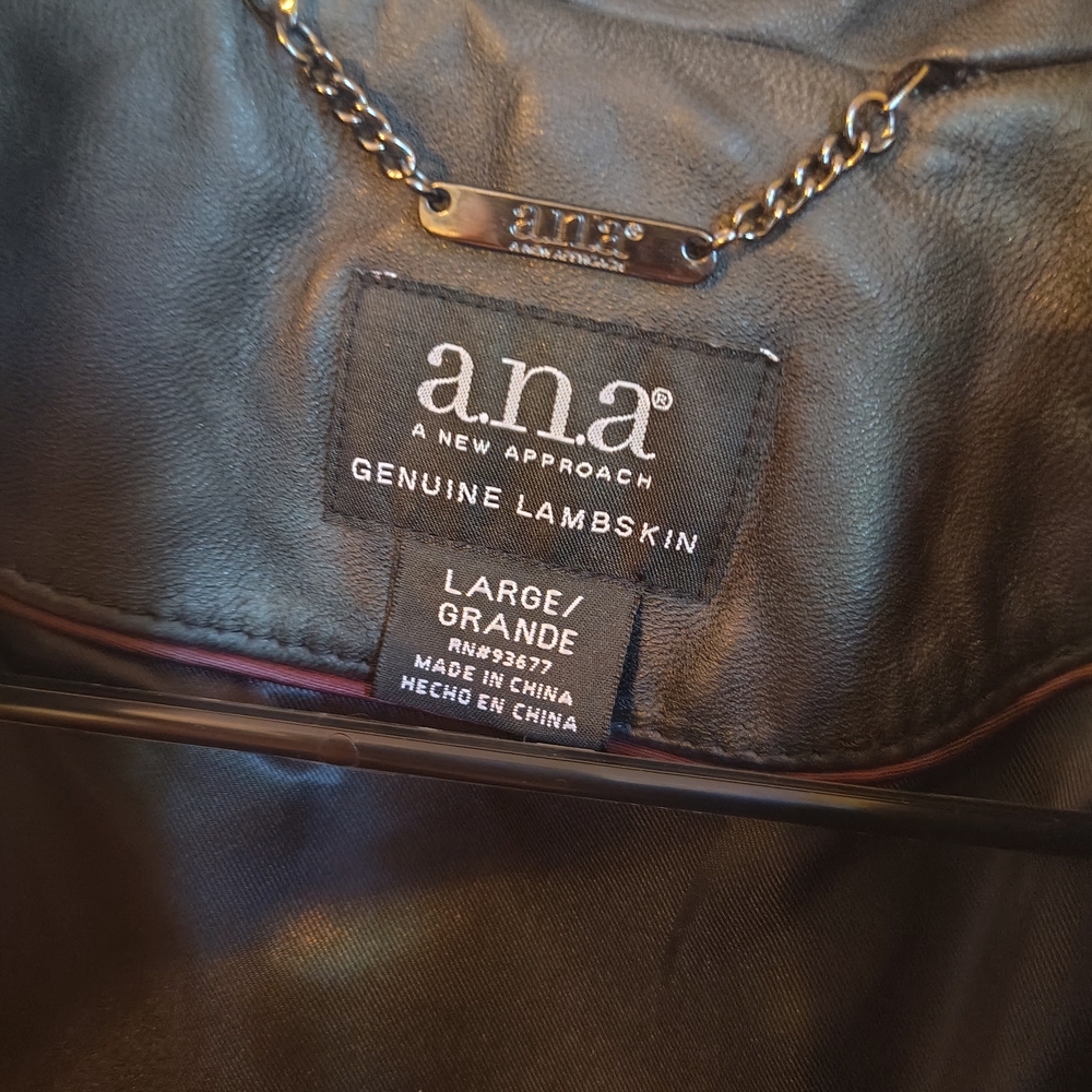 Women's Black Leather Jacket - Picture 2 of 3